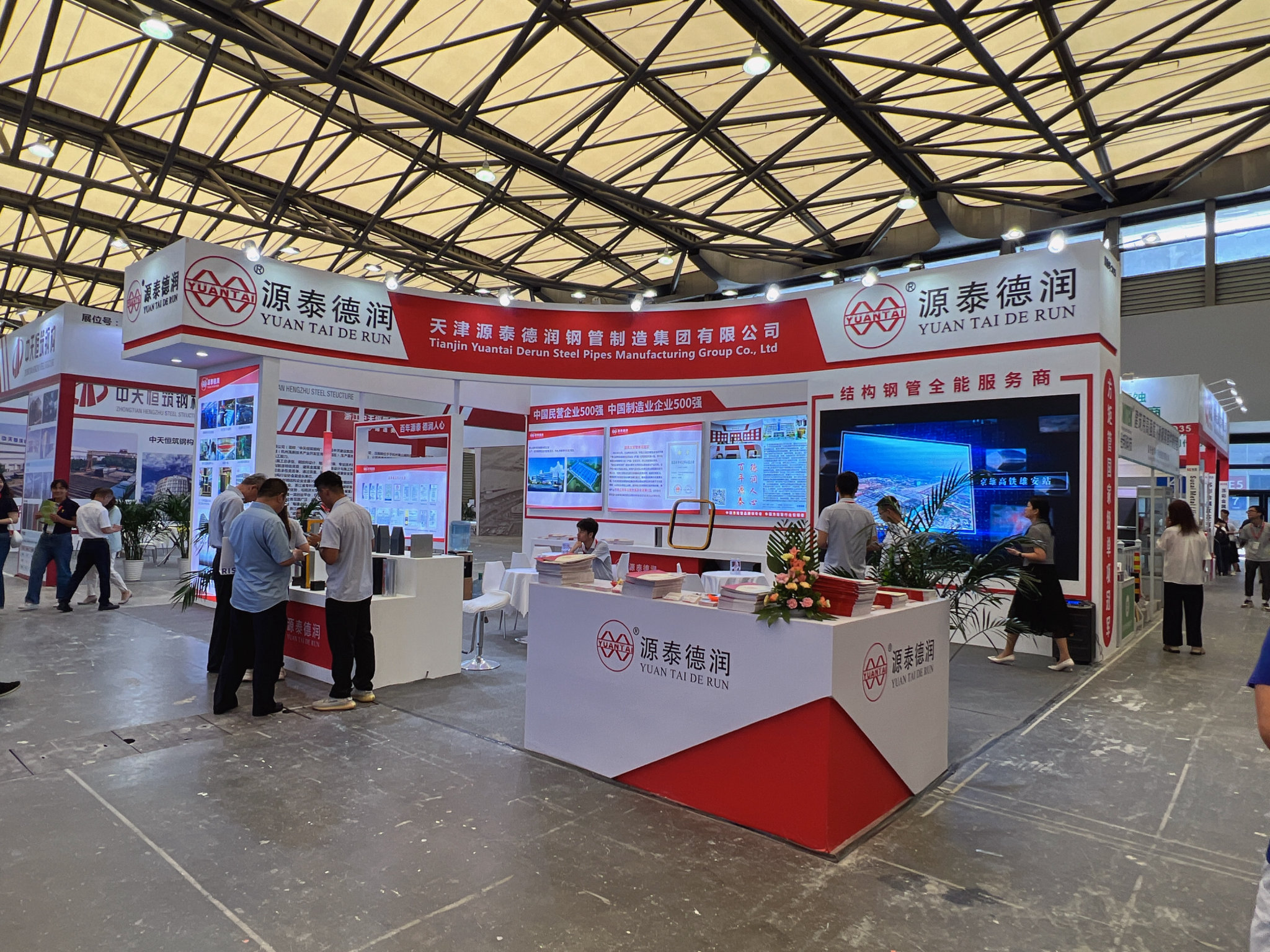 從設計草圖到實物呈現：上海展臺搭建的奇妙旅程
