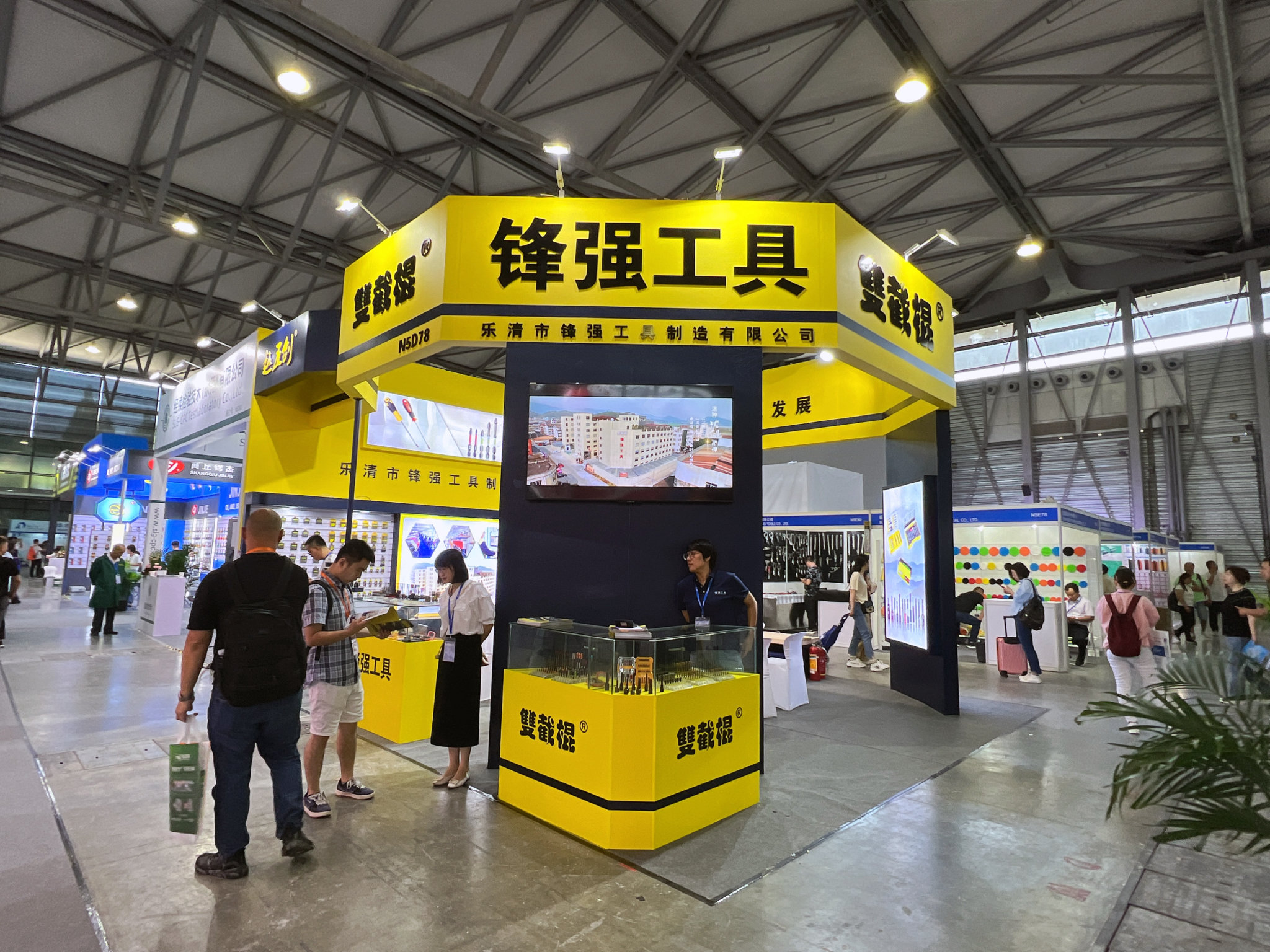 上海展臺搭建公司如何助力初創(chuàng)企業(yè)參展